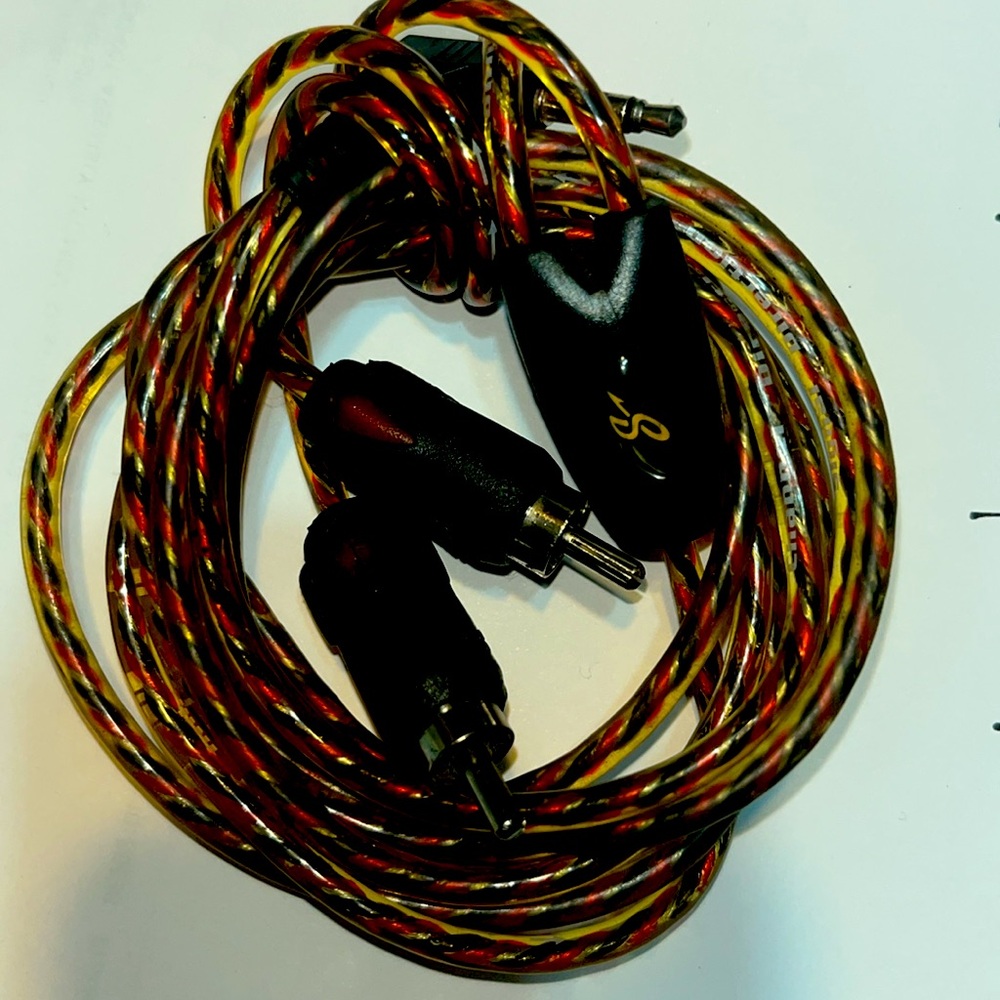#160-Stinger Premium Audio RCA Interconnects 2 Channel 6ft twisted pair sig dir.